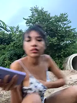 Snapshot of Boypolla11 chatting on 10-03-25, 10:45 Boypolla11 online show from 10-03-25, 10:45