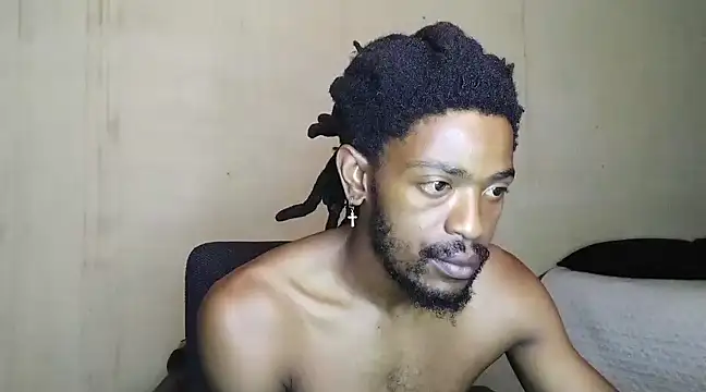 Snapshot of gldnmvsk_XO chatting on 02-27-25, 11:20 gldnmvsk XO online show from 02-27-25, 11:20