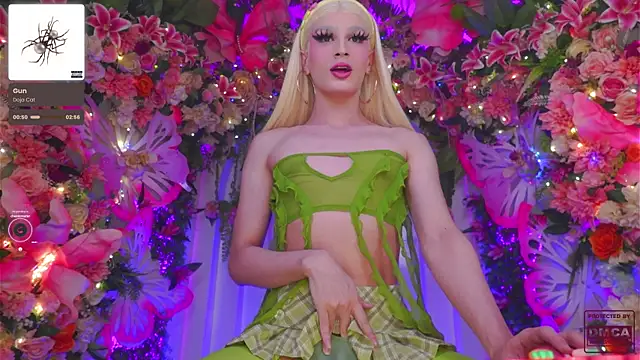 Snapshot of AlisonSharon chatting on 01-17-26, 03:22 AlisonSharon online show from 01-17-26, 03:22