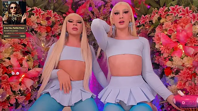 Snapshot of AlisonSharon chatting on 02-02-26, 04:00 AlisonSharon online show from 02-02-26, 04:00