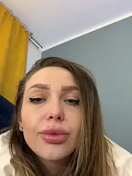 AnnaMaee online show from 01-16-25, 01:48