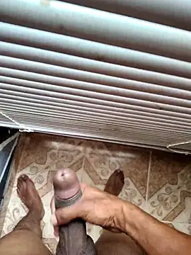 Snapshot of Negrotnt11 chatting on 10-11-25, 05:55 Negrotnt11 online show from 10-11-25, 05:55