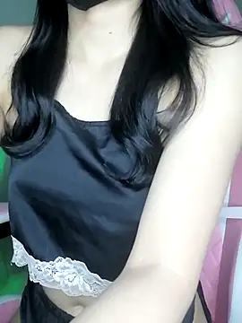 Snapshot of _Linez_ chatting on 03-15-25, 08:32  Linez  online show from 03-15-25, 08:32