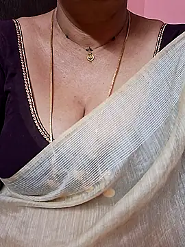 ananya956 online show from 02-19-26, 01:56