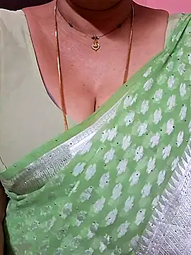 ananya956 online show from 04-09-26, 09:42