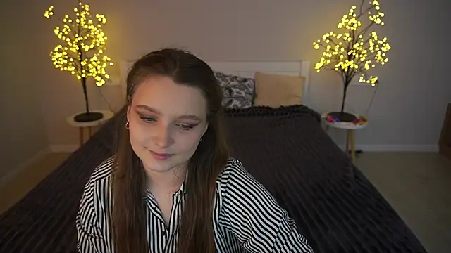 MagicPeachh  online show from 12-01-25, 01:38