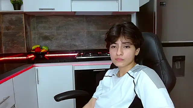 Bryce Evans online show from 11-25-25, 03:23