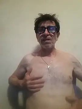 Snapshot of felice66 chatting on 05-19-26, 06:36 felice66 online show from 05-19-26, 06:36