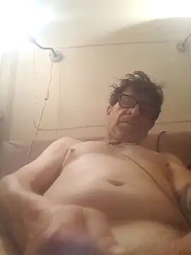Snapshot of felice66 chatting on 05-21-26, 05:03 felice66 online show from 05-21-26, 05:03