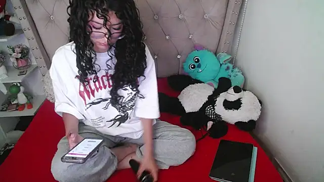 CherieCurl online show from 12-16-25, 02:55