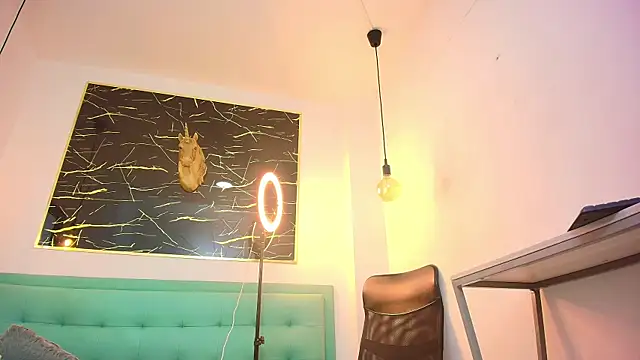 Bella salvatore online show from 11-23-25, 09:25