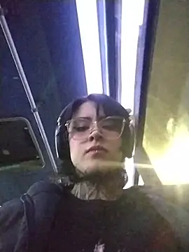 taaylor33 online show from 03-08-26, 12:08