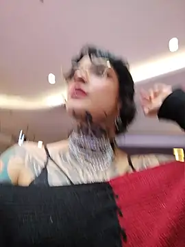 taaylor33 online show from 05-30-26, 05:21