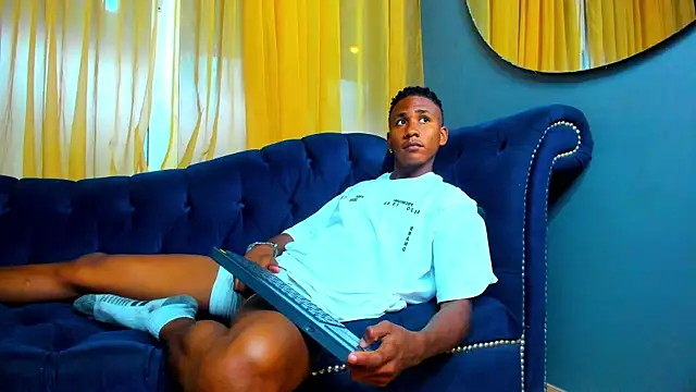 Ethan Fox11 online show from 04-18-26, 03:49