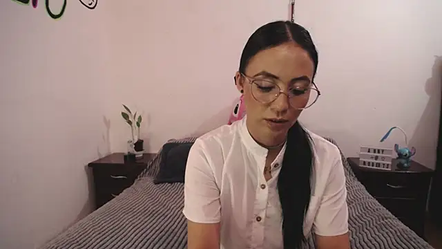Snapshot of anny_roberts chatting on 02-10-25, 11:34 anny roberts online show from 02-10-25, 11:34