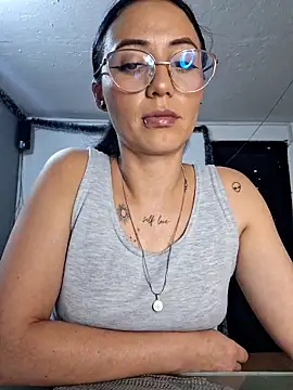 Snapshot of anny_roberts chatting on 02-23-25, 06:34 anny roberts online show from 02-23-25, 06:34