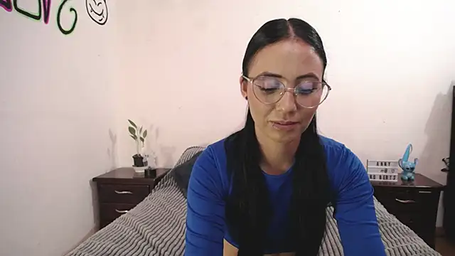 Snapshot of anny_roberts chatting on 02-26-25, 11:15 anny roberts online show from 02-26-25, 11:15