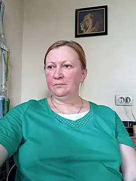 blondyaguar online show from 04-02-26, 09:51