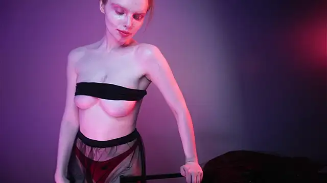 ginger hugs online show from 01-11-25, 04:16