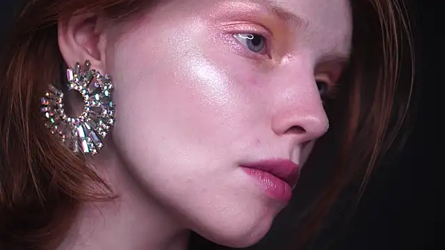 ginger hugs online show from 02-10-25, 10:09