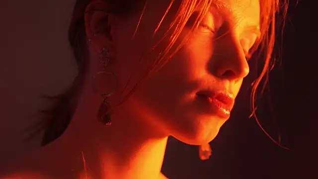 ginger hugs online show from 03-20-25, 04:18