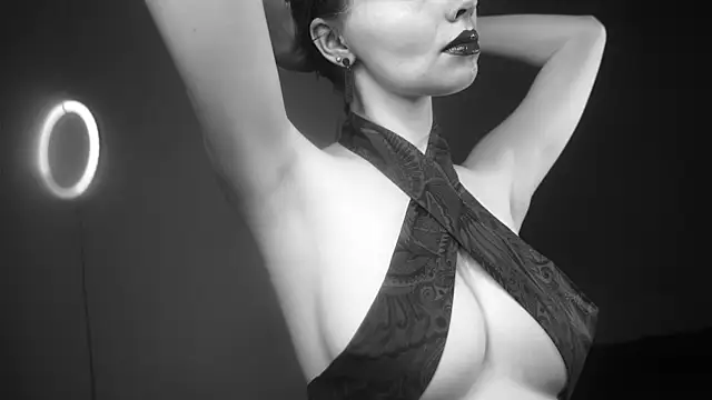 ginger hugs online show from 10-23-25, 10:19