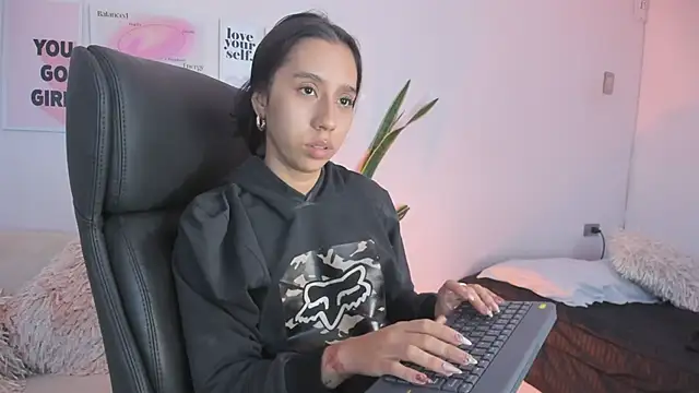 MissSussy online show from 01-29-25, 03:01