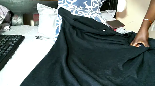 curvy natallie online show from 03-18-25, 12:36