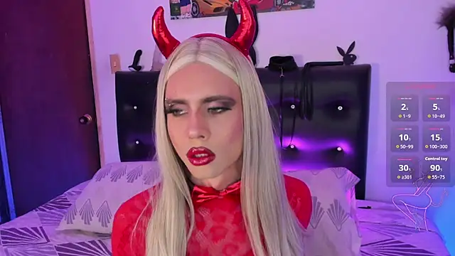 Snapshot of AngelsJones21 chatting on 10-24-25, 02:13 AngelsJones21 online show from 10-24-25, 02:13