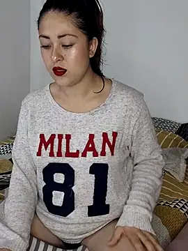 LisbethMoore  online show from 10-09-25, 05:22