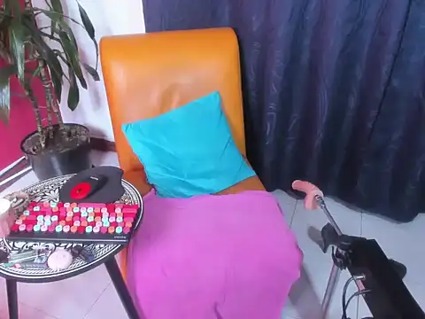 Snapshot of BrendaSex_Hot chatting on 11-04-25, 07:57 BrendaSex Hot online show from 11-04-25, 07:57