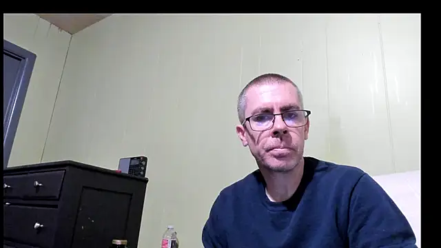 ImportantEquator0 online show from 12-16-25, 03:39