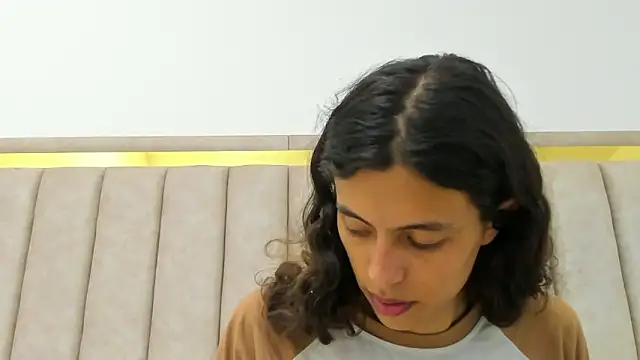 FreyaMoller online show from 03-15-26, 07:42