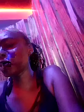 Snapshot of naughty_ebony-queen chatting on 02-06-26, 03:59 naughty ebony-queen online show from 02-06-26, 03:59