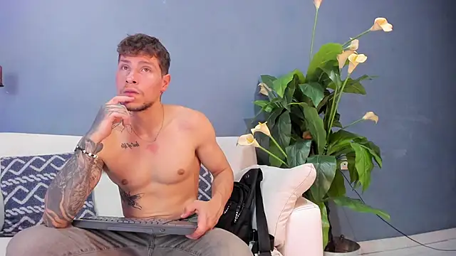 french sexx online show from 10-03-25, 01:24