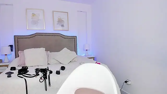 RACHEL EV online show from 03-27-26, 08:26