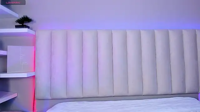 Sally  Walker online show from 11-07-25, 03:06