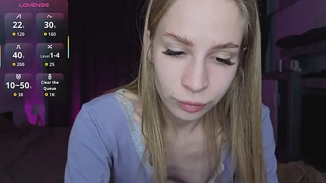 Elis Fox online show from 04-18-26, 11:03