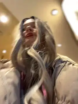 Times  Square online show from 12-28-24, 03:48