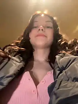 Times  Square online show from 02-04-25, 05:21