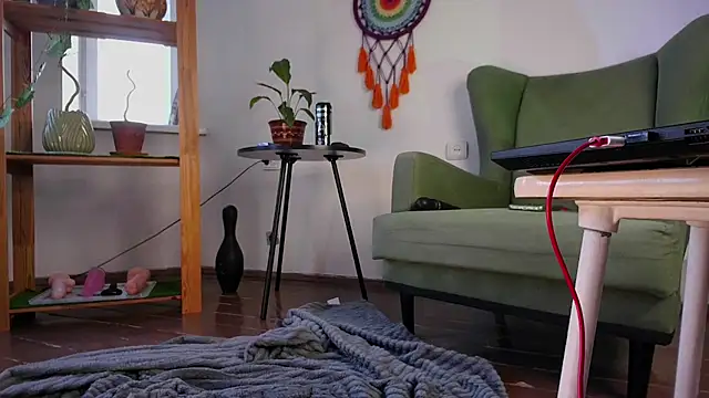 alisahug online show from 01-23-25, 10:54