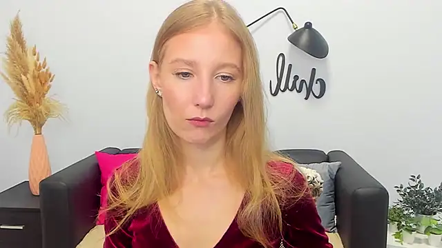 LolaWilsons online show from 09-29-25, 09:14