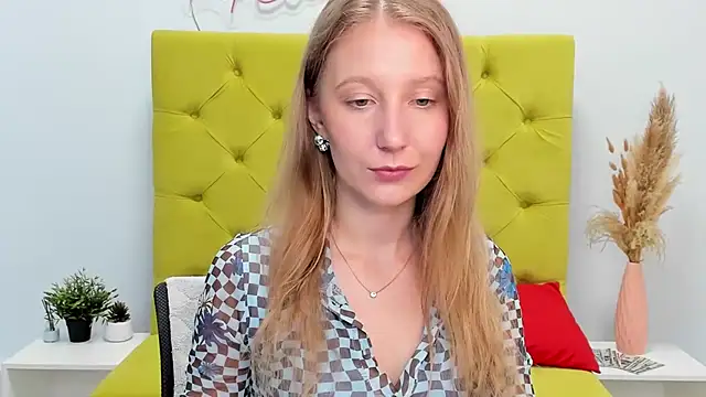 LolaWilsons online show from 05-11-26, 02:45