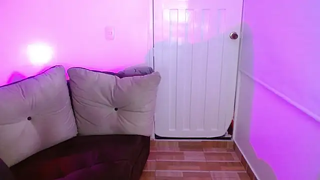 milfrousse online show from 02-16-26, 10:11