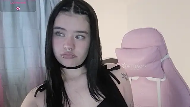 Snapshot of sweet_soup chatting on 11-04-25, 10:20 sweet soup online show from 11-04-25, 10:20