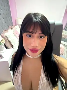 AshleyFerrer online show from 10-28-25, 01:36