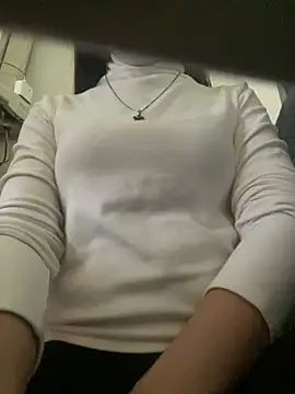 Snapshot of Tuongvy05 chatting on 12-16-24, 05:38 Tuongvy05 online show from 12-16-24, 05:38