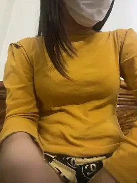 Snapshot of Tuongvy05 chatting on 02-26-25, 04:56 Tuongvy05 online show from 02-26-25, 04:56