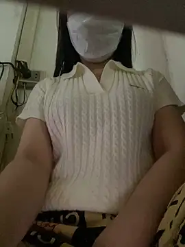 Snapshot of Tuongvy05 chatting on 03-06-25, 03:24 Tuongvy05 online show from 03-06-25, 03:24