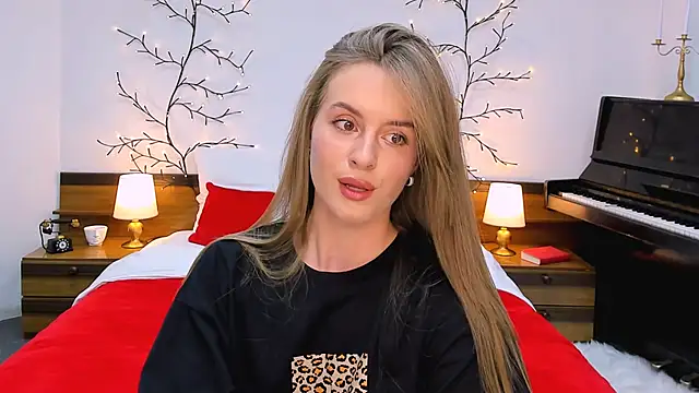 RozzitaBedberry online show from 01-31-25, 08:22